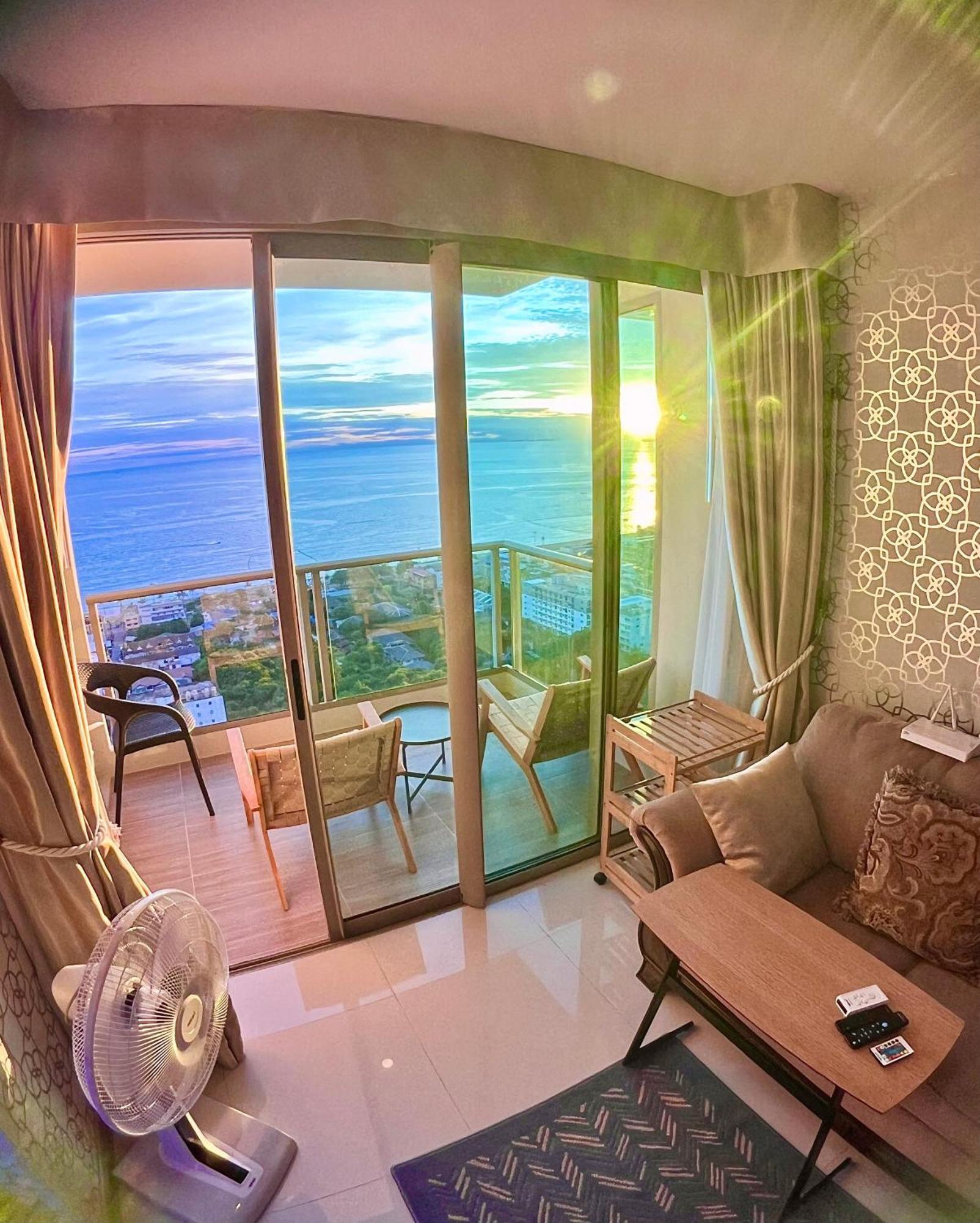 Luxsl Luxury Style Of Life 6 Praia de Jomtien Exterior foto