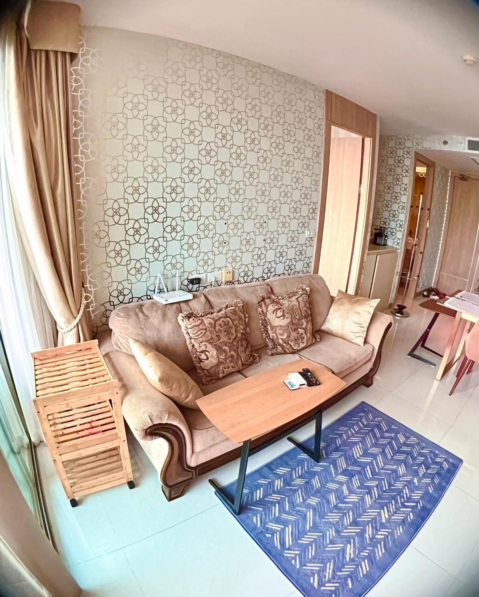 Luxsl Luxury Style Of Life 6 Praia de Jomtien Exterior foto
