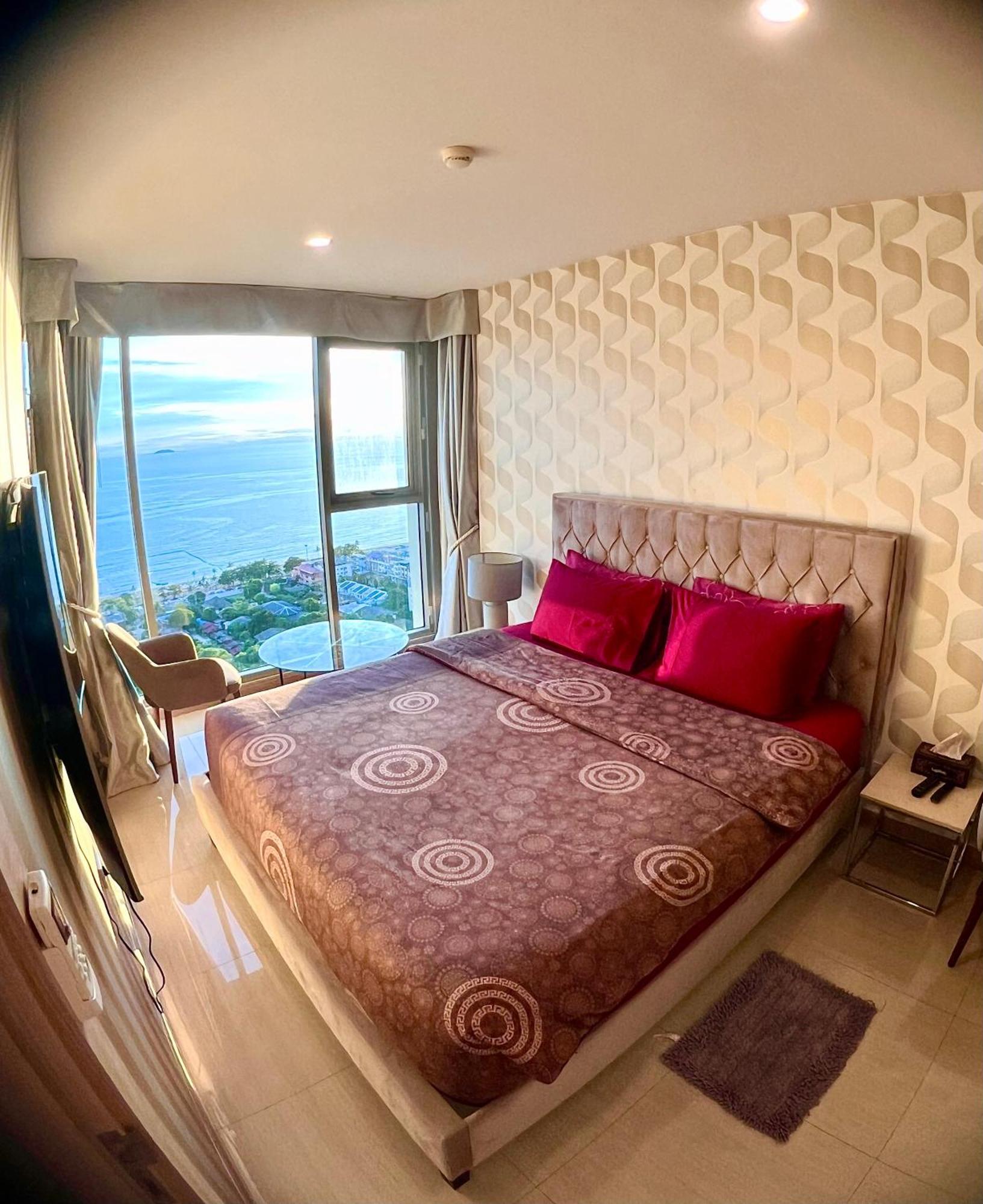 Luxsl Luxury Style Of Life 6 Praia de Jomtien Exterior foto