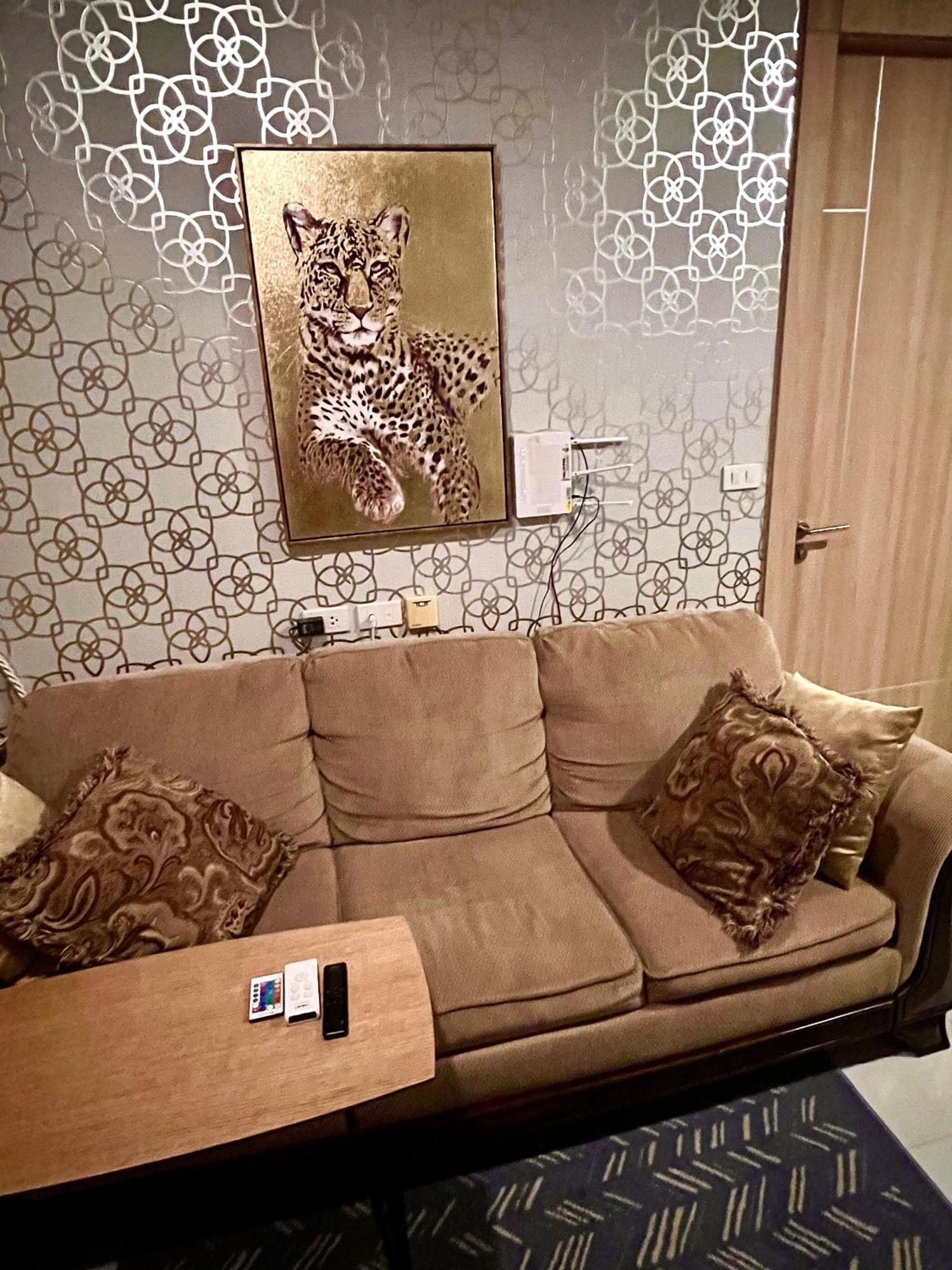 Luxsl Luxury Style Of Life 6 Praia de Jomtien Exterior foto