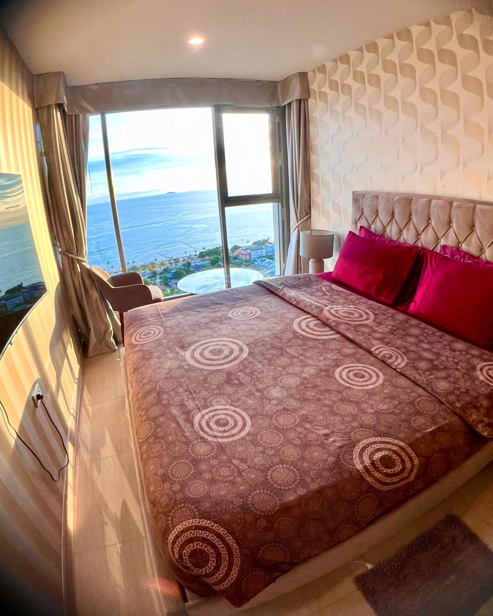 Luxsl Luxury Style Of Life 6 Praia de Jomtien Exterior foto