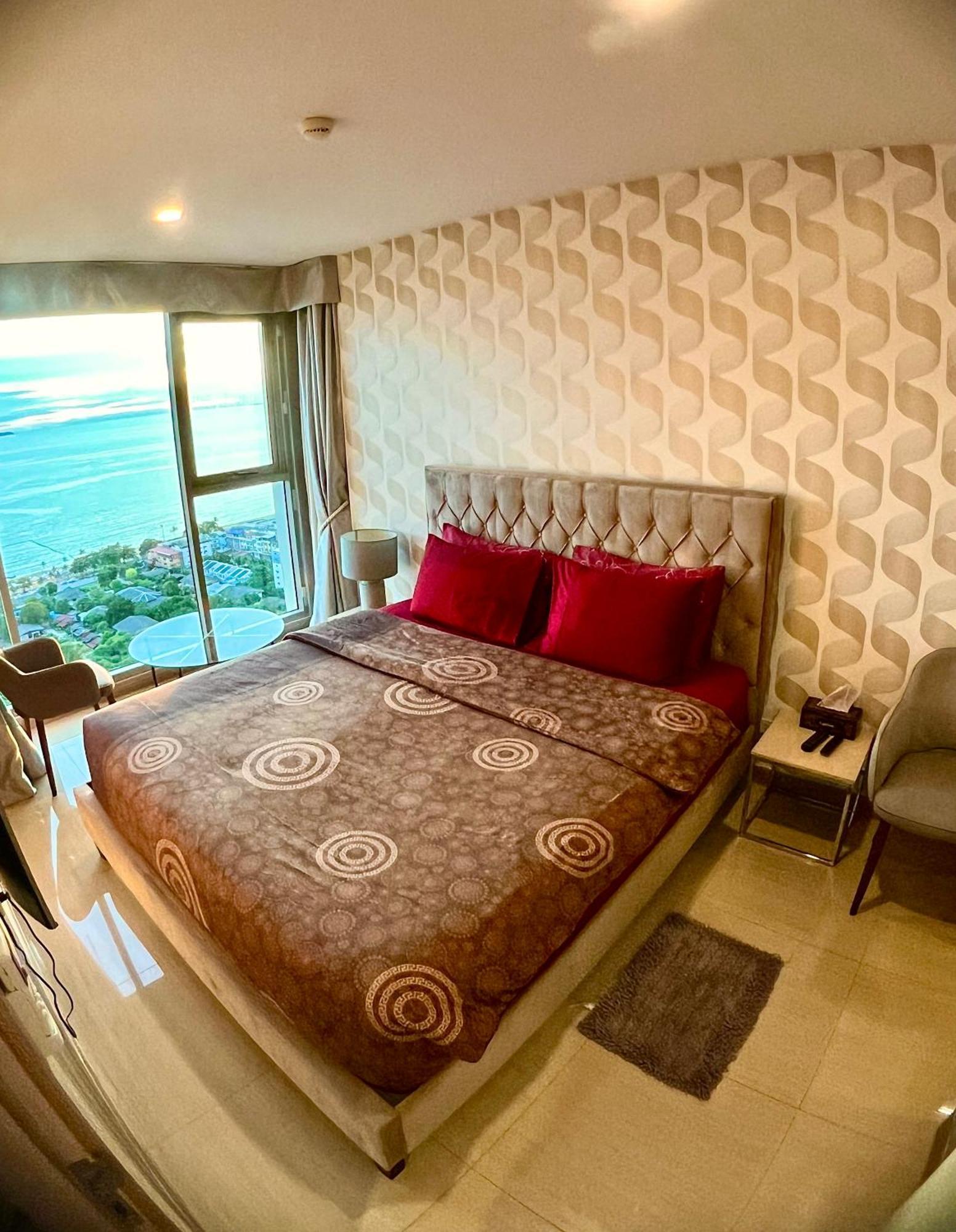 Luxsl Luxury Style Of Life 6 Praia de Jomtien Exterior foto