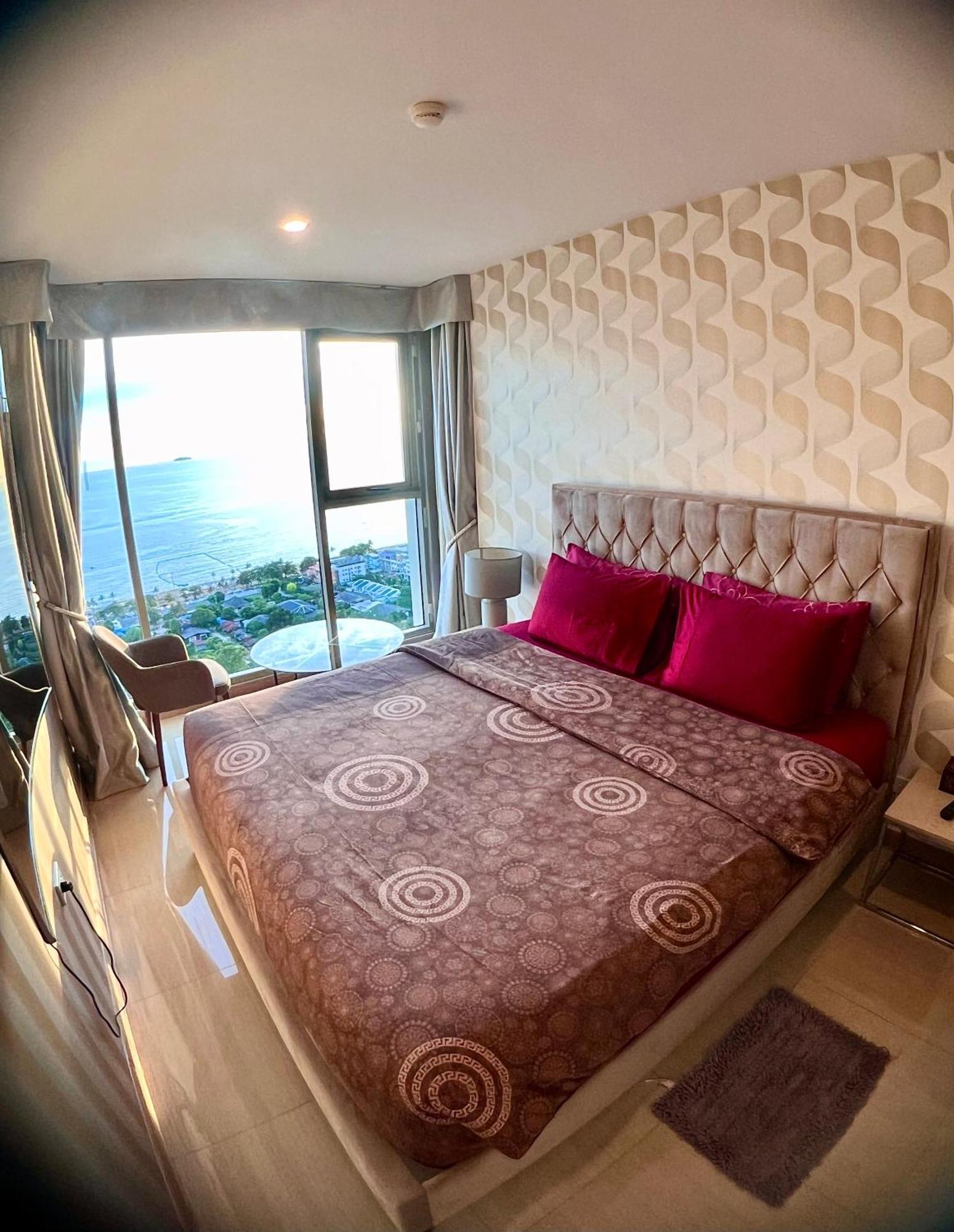 Luxsl Luxury Style Of Life 6 Praia de Jomtien Exterior foto